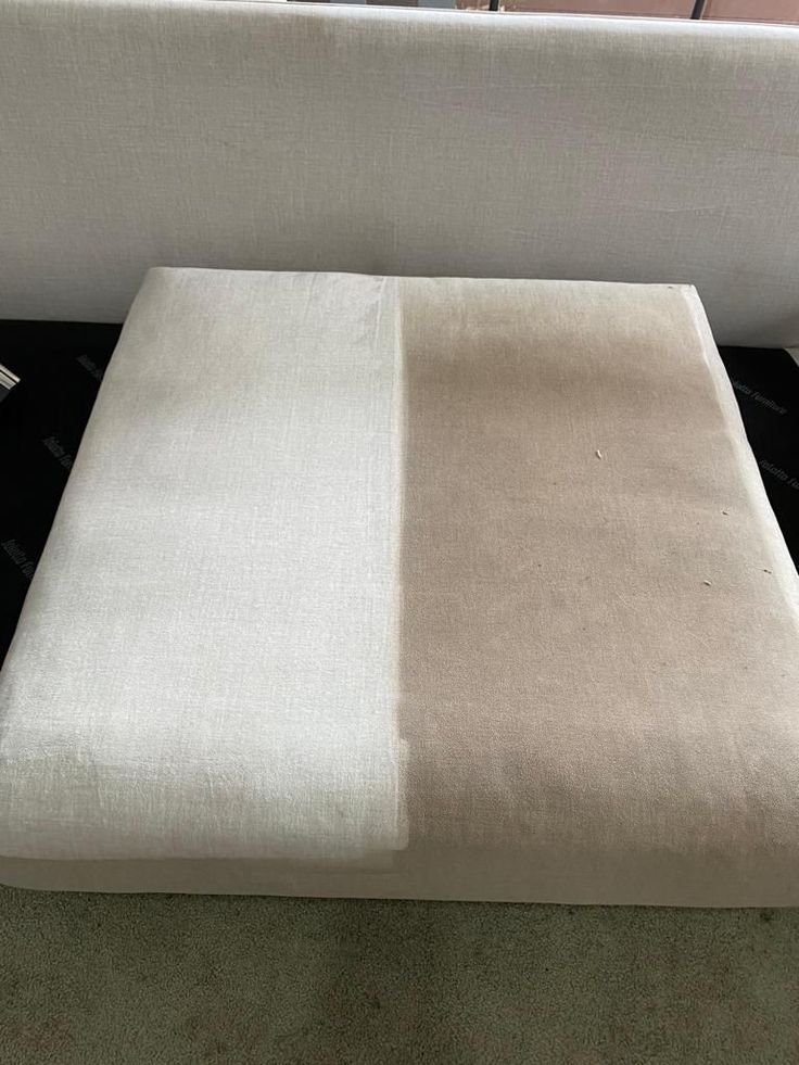 COUCH CLEANING IN MELBOURNE